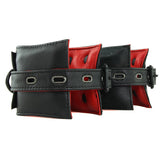 Kink Leather Wrist Restraints in Black
